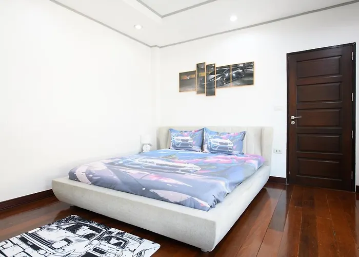 Garage House Bangkok-car Theme 8bed 6room 曼谷