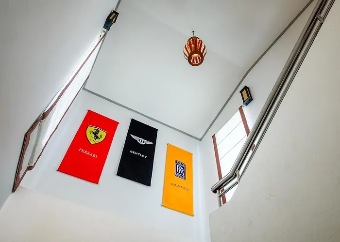 別墅 Garage House Bangkok-car Theme 8bed 6room