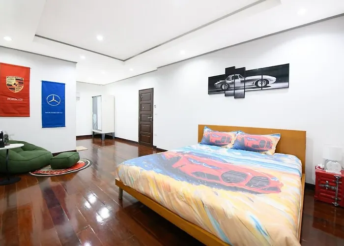 別墅 Garage House Bangkok-car Theme 8bed 6room