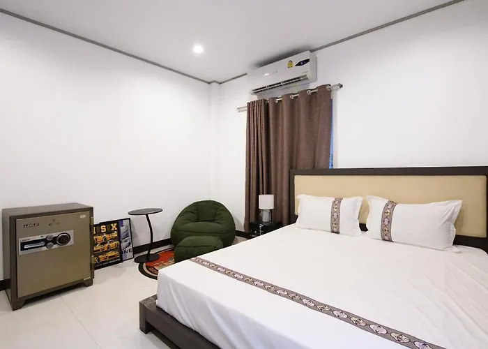 Garage House Bangkok-car Theme 8bed 6room バンコク都