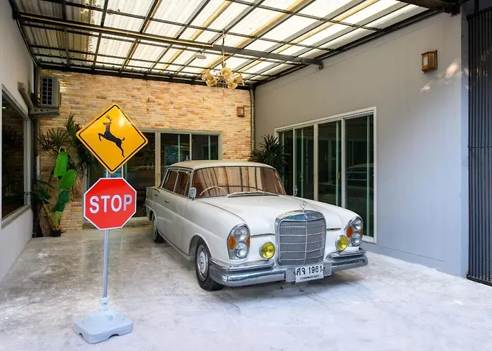 ヴィラ Garage House Bangkok-car Theme 8bed 6room